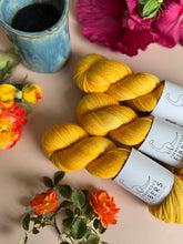 Load image into Gallery viewer, Luke's Diner { In Stock & Dye to Order }