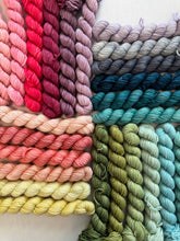 Load image into Gallery viewer, Frosted Floral Tonal Set { In Stock } Sale