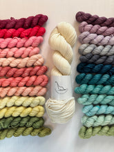 Load image into Gallery viewer, Frosted Floral Tonal Set { In Stock } Sale