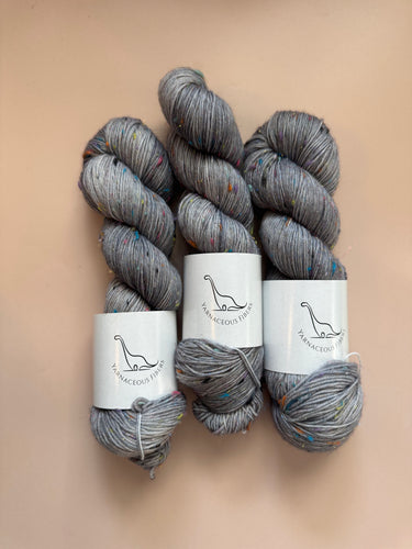 Dove { In Stock } Draco Fingering