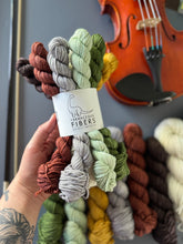Load image into Gallery viewer, Earthbound Harmonies Small DK Set { In Stock }