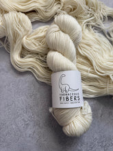 Load image into Gallery viewer, Seabiscuit { Preorder } Yarns We Meet on Vacation