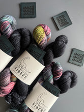 Load image into Gallery viewer, Amaze Hat Tag { In Stock }