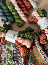 Load image into Gallery viewer, Fossils &amp; Flora Small DK Set { In Stock }